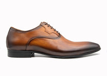 Brown Leather low-cut Foremen oxford lace up shoe with rubber sole